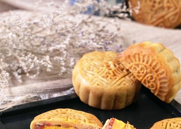 Ăn bánh trung thu đúng cách