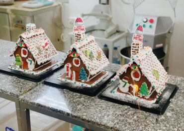 Cách làm nhà gừng Noel đơn giản dễ làm