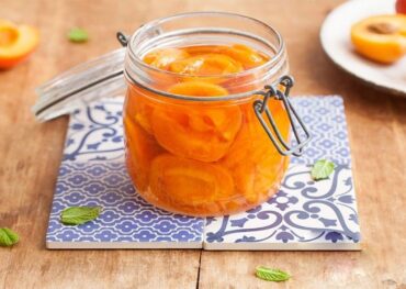 Cách ngâm mơ muối vừa giải nhiệt, vừa trị bệnh hiệu quả