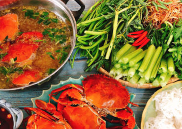 Lẩu cua biển chua cay hấp dẫn