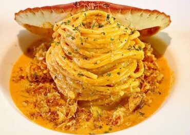 Cách làm mỳ ý cua sốt kem đơn giản tại nhà