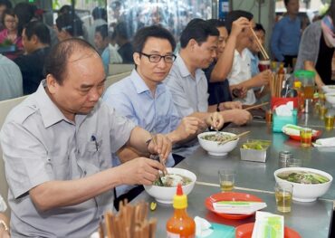 Làm cho phở vĩ đại trở lại P4: Gia vị phở