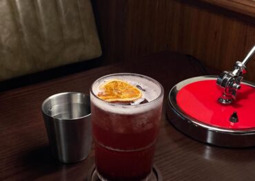 Review những quán cà phê làm việc ở Hà Nội