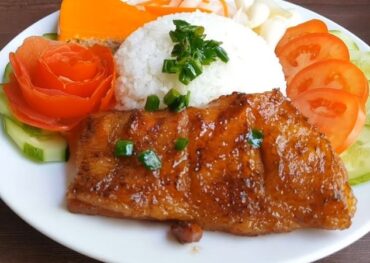 Cách làm cơm tấm sườn bì chả tại nhà