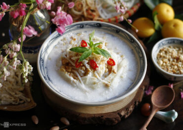 Cách làm bánh đúc nộm – món quà chiều của người Hà Nội