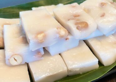 Tự làm bánh đúc lạc thơm ngon đơn giản