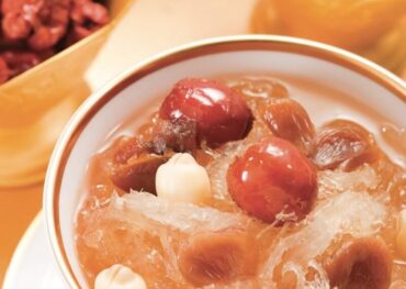 Chè tổ yến hạt sen, nhãn nhục