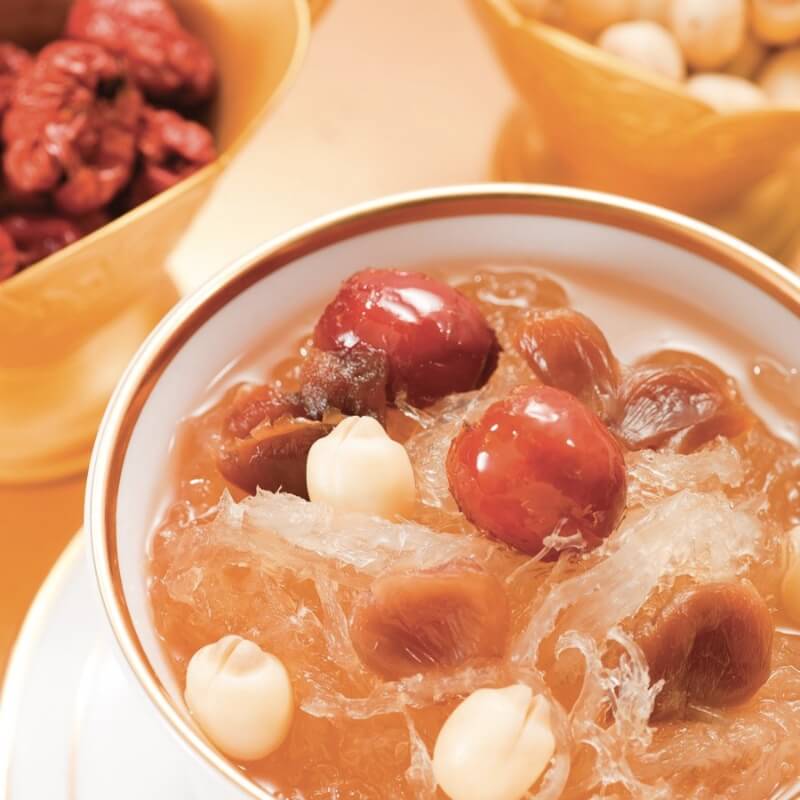 Chè tổ yến hạt sen, nhãn nhục