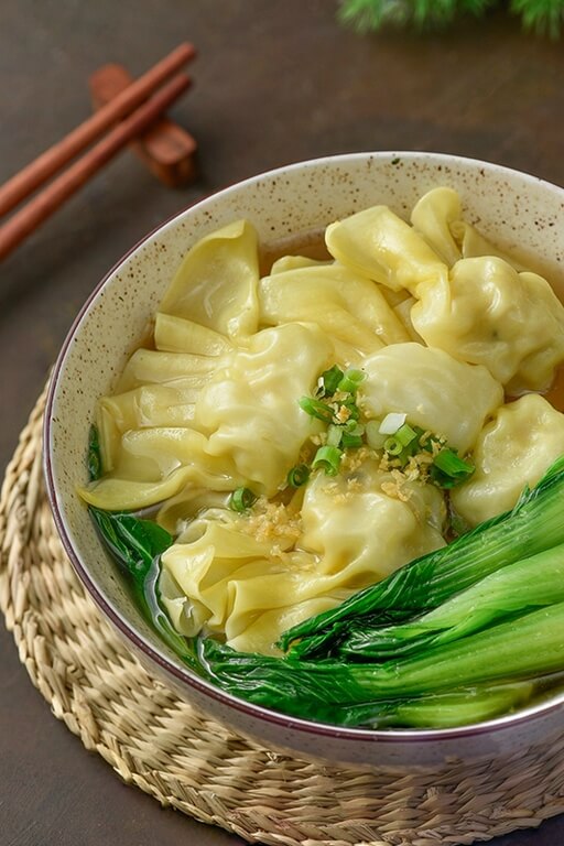 Mỳ Vân Thôn – Người nào lại nuốt cả mây