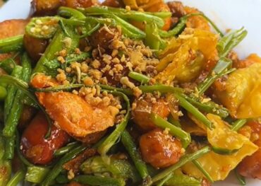 Cách làm cá viên chiên sốt mắm tỏi